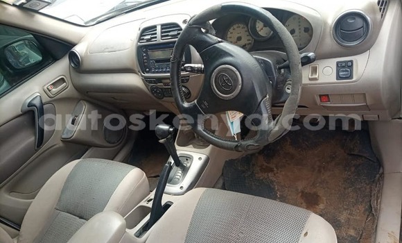 Nunua Ilio tumika Toyota RAV4 Nyeupe Gari ndani ya Nairobi nchini Nairobi Nunua Ilio tumika Toyota RAV4 Nyeupe Gari ndani ya Nairobi nchini Nairobi