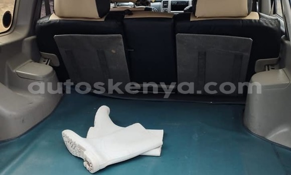 Nunua Ilio tumika Nissan X–Trail Fedha Gari ndani ya Nairobi nchini Nairobi Nunua Ilio tumika Nissan X–Trail Fedha Gari ndani ya Nairobi nchini Nairobi