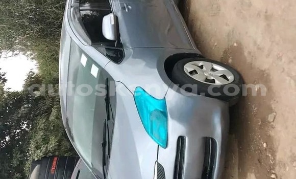 Nunua Ilio tumika Toyota Ractis Bluu Gari ndani ya Nairobi nchini Nairobi Nunua Ilio tumika Toyota Ractis Bluu Gari ndani ya Nairobi nchini Nairobi