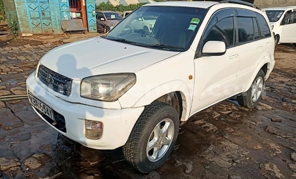 Nunua Ilio tumika Toyota RAV4 Nyeupe Gari ndani ya Nairobi nchini Nairobi Nunua Ilio tumika Toyota RAV4 Nyeupe Gari ndani ya Nairobi nchini Nairobi