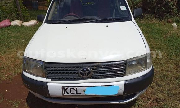 Oofamaa Toyota Probox White Makiinaa iti Nyeri keessatti Central Kenya keessatti Oofamaa Toyota Probox White Makiinaa iti Nyeri keessatti Central Kenya keessatti
