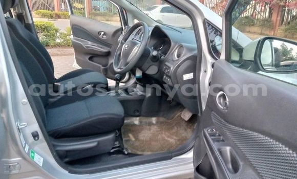 Nunua Ilio tumika Nissan Note Fedha Gari ndani ya Nairobi nchini Nairobi Nunua Ilio tumika Nissan Note Fedha Gari ndani ya Nairobi nchini Nairobi