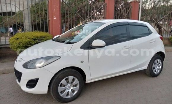 Nunua Ilio tumika Mazda Demio Nyeupe Gari ndani ya Nairobi nchini Nairobi Nunua Ilio tumika Mazda Demio Nyeupe Gari ndani ya Nairobi nchini Nairobi