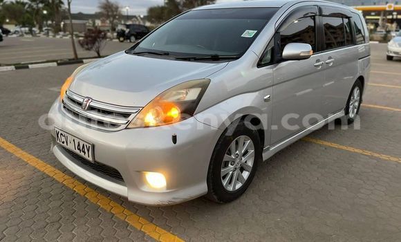 Nunua Ilio tumika Toyota ISIS Fedha Gari ndani ya Nairobi nchini Nairobi Nunua Ilio tumika Toyota ISIS Fedha Gari ndani ya Nairobi nchini Nairobi