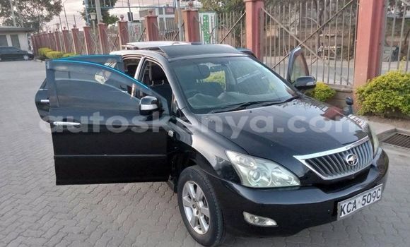 Oofamaa Toyota Harrier Black Makiinaa iti Nairobi keessatti Nairobi keessatti