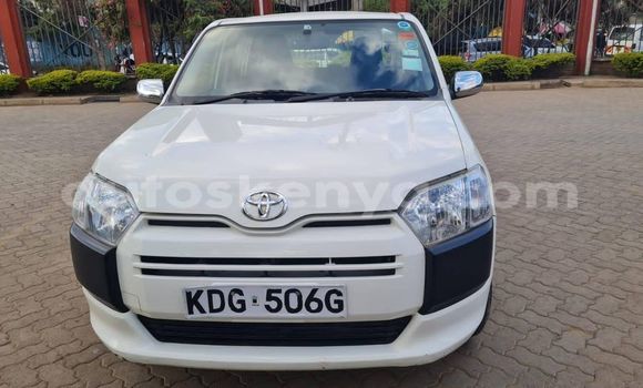 Buy Used Toyota Probox White Car in Nairobi in Nairobi