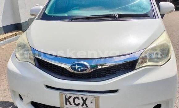 Nunua Ilio tumika Subaru Trezia Nyeupe Gari ndani ya Nairobi nchini Nairobi