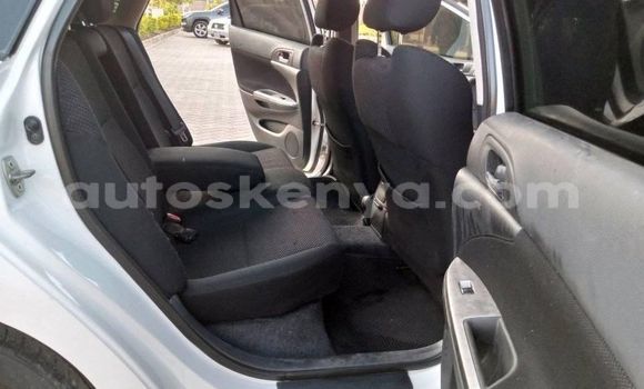 Nunua Ilio tumika Toyota Caldina Nyeupe Gari ndani ya Nairobi nchini Nairobi Nunua Ilio tumika Toyota Caldina Nyeupe Gari ndani ya Nairobi nchini Nairobi
