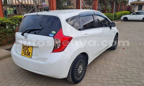 Oofamaa Nissan Note White Makiinaa iti Nairobi keessatti Nairobi keessatti Oofamaa Nissan Note White Makiinaa iti Nairobi keessatti Nairobi keessatti
