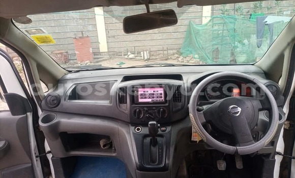 Oofamaa Nissan NV200 White Makiinaa iti Nairobi keessatti Nairobi keessatti Oofamaa Nissan NV200 White Makiinaa iti Nairobi keessatti Nairobi keessatti