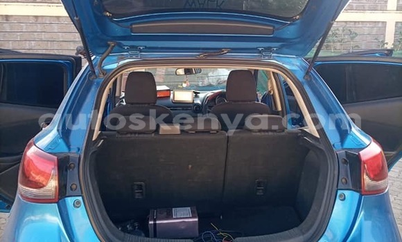 Oofamaa Mazda Demio Blue Makiinaa iti Nairobi keessatti Nairobi keessatti Oofamaa Mazda Demio Blue Makiinaa iti Nairobi keessatti Nairobi keessatti