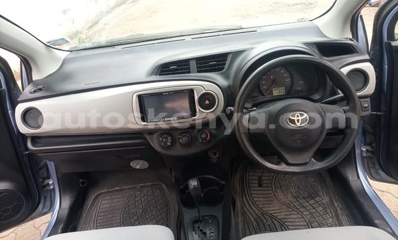 Oofamaa Toyota Vitz Blue Makiinaa iti Nairobi keessatti Nairobi keessatti Oofamaa Toyota Vitz Blue Makiinaa iti Nairobi keessatti Nairobi keessatti