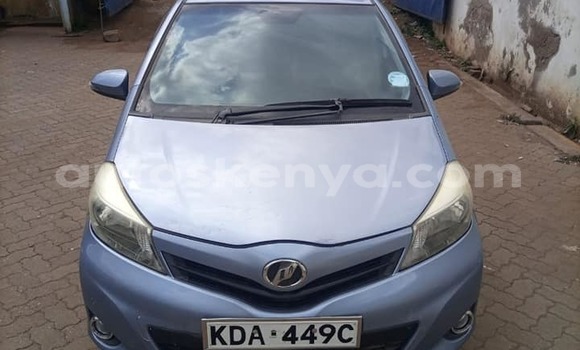 Oofamaa Toyota Vitz Blue Makiinaa iti Nairobi keessatti Nairobi keessatti Oofamaa Toyota Vitz Blue Makiinaa iti Nairobi keessatti Nairobi keessatti