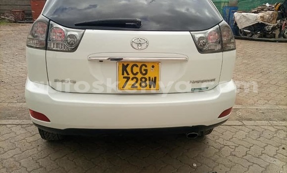 Oofamaa Toyota Harrier White Makiinaa iti Nairobi keessatti Nairobi keessatti Oofamaa Toyota Harrier White Makiinaa iti Nairobi keessatti Nairobi keessatti