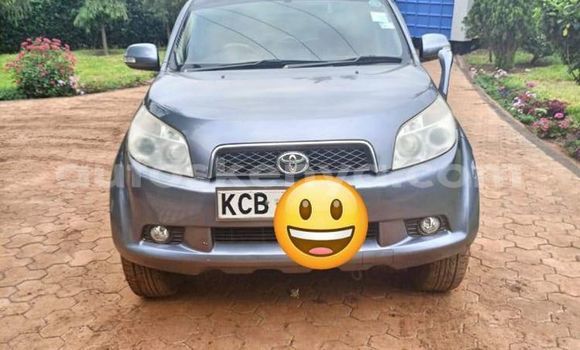 Oofamaa Toyota Rush Blue Makiinaa iti Nairobi keessatti Nairobi keessatti