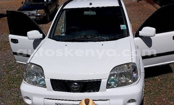 Nunua Ilio tumika Nissan X–Trail Nyeupe Gari ndani ya Nairobi nchini Nairobi Nunua Ilio tumika Nissan X–Trail Nyeupe Gari ndani ya Nairobi nchini Nairobi