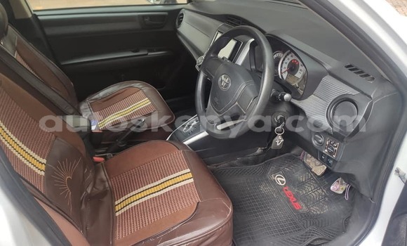 Buy Used Toyota Fielder White Car in Nairobi in Nairobi Buy Used Toyota Fielder White Car in Nairobi in Nairobi