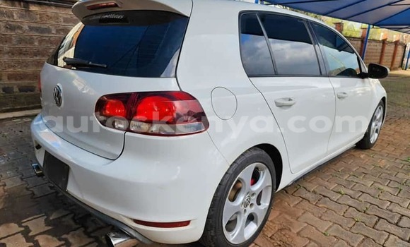 Buy Used Volkswagen Golf White Car in Nairobi in Nairobi Buy Used Volkswagen Golf White Car in Nairobi in Nairobi
