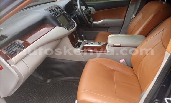 Buy Used Toyota Crown Blue Car in Nairobi in Nairobi Buy Used Toyota Crown Blue Car in Nairobi in Nairobi