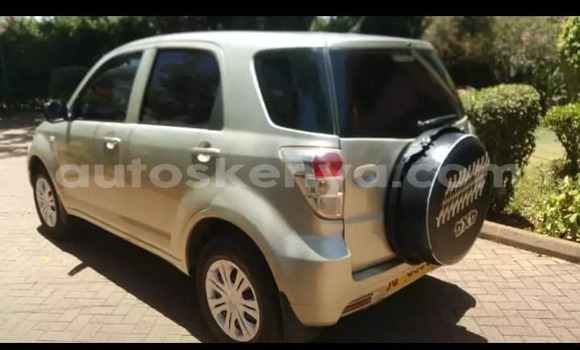 Nunua Ilio tumika Toyota Rush Fedha Gari ndani ya Nairobi nchini Nairobi Nunua Ilio tumika Toyota Rush Fedha Gari ndani ya Nairobi nchini Nairobi