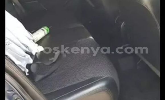 Nunua Ilio tumika Nissan tiida Bluu Gari ndani ya Mombasa nchini Kenya ya Pwani Nunua Ilio tumika Nissan tiida Bluu Gari ndani ya Mombasa nchini Kenya ya Pwani