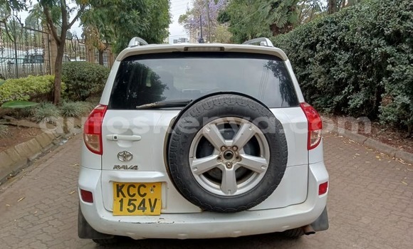 Buy Used Toyota RAV4 White Car in Nairobi in Nairobi Buy Used Toyota RAV4 White Car in Nairobi in Nairobi
