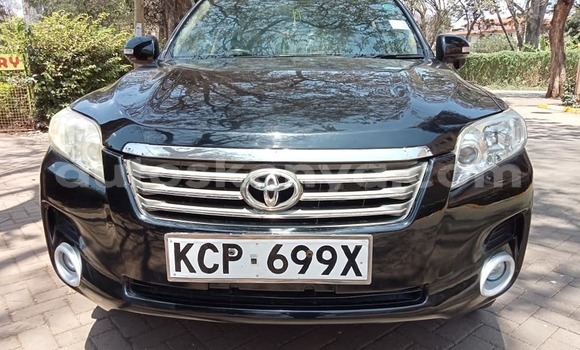 Oofamaa Toyota Vanguard Black Makiinaa iti Nairobi keessatti Nairobi keessatti