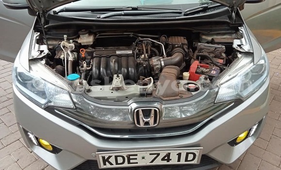 Buy Used Honda Fit Silver Car in Nairobi in Nairobi Buy Used Honda Fit Silver Car in Nairobi in Nairobi