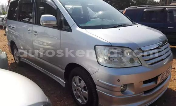 Nunua Ilio tumika Toyota Noah Fedha Gari ndani ya Mombasa nchini Kenya ya Pwani Nunua Ilio tumika Toyota Noah Fedha Gari ndani ya Mombasa nchini Kenya ya Pwani