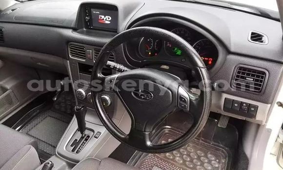 Nunua Ilio tumika Subaru Forester Fedha Gari ndani ya Mombasa nchini Kenya ya Pwani Nunua Ilio tumika Subaru Forester Fedha Gari ndani ya Mombasa nchini Kenya ya Pwani