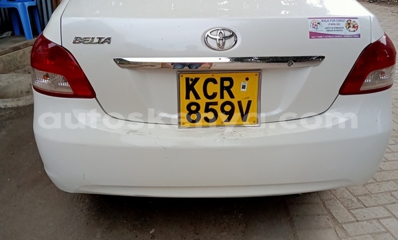 Oofamaa Toyota Belta White Makiinaa iti Mombasa keessatti Coastal Kenya keessatti Oofamaa Toyota Belta White Makiinaa iti Mombasa keessatti Coastal Kenya keessatti