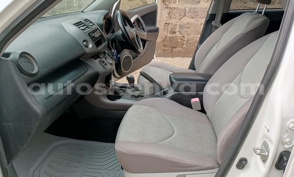 Buy Used Toyota RAV4 White Car in Nairobi in Nairobi Buy Used Toyota RAV4 White Car in Nairobi in Nairobi