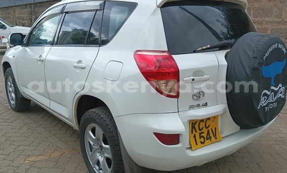 Buy Used Toyota RAV4 White Car in Nairobi in Nairobi Buy Used Toyota RAV4 White Car in Nairobi in Nairobi