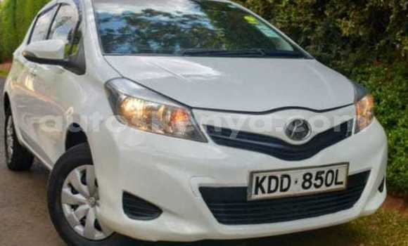 Buy Used Toyota Vitz White Car in Nairobi in Nairobi