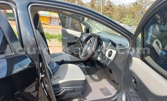 Buy Used Toyota Vitz Black Car in Nairobi in Nairobi Buy Used Toyota Vitz Black Car in Nairobi in Nairobi