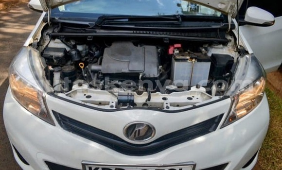 Buy Used Toyota Vitz White Car in Nairobi in Nairobi Buy Used Toyota Vitz White Car in Nairobi in Nairobi