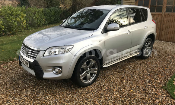 Buy Used Toyota RAV4 Silver Car in Nairobi in Nairobi Buy Used Toyota RAV4 Silver Car in Nairobi in Nairobi