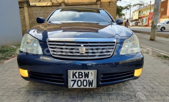 Nunua Ilio tumika Toyota Crown Bluu Gari ndani ya Nairobi nchini Nairobi