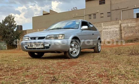 Nunua Ilio tumika Toyota Corsa Fedha Gari ndani ya Nairobi nchini Nairobi Nunua Ilio tumika Toyota Corsa Fedha Gari ndani ya Nairobi nchini Nairobi