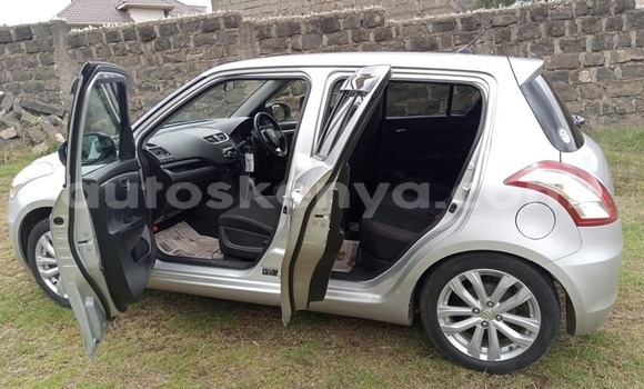 Nunua Ilio tumika Suzuki Swift Fedha Gari ndani ya Nairobi nchini Nairobi Nunua Ilio tumika Suzuki Swift Fedha Gari ndani ya Nairobi nchini Nairobi