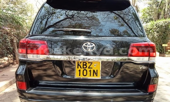 Nunua Ilio tumika Toyota Land Cruiser Nyeusi Gari ndani ya Nairobi nchini Nairobi Nunua Ilio tumika Toyota Land Cruiser Nyeusi Gari ndani ya Nairobi nchini Nairobi
