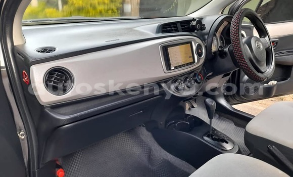 Nunua Ilio tumika Toyota Vitz Nyeusi Gari ndani ya Nairobi nchini Nairobi Nunua Ilio tumika Toyota Vitz Nyeusi Gari ndani ya Nairobi nchini Nairobi