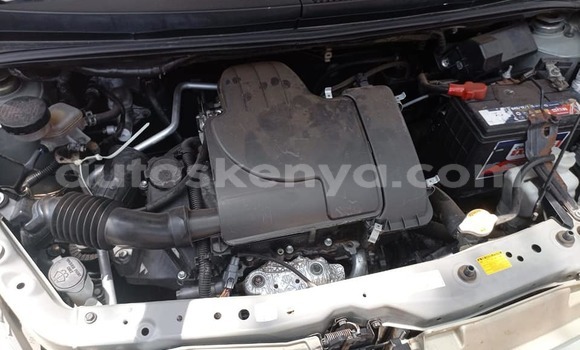 Nunua Ilio tumika Toyota Passo Beige Gari ndani ya Nairobi nchini Nairobi Nunua Ilio tumika Toyota Passo Beige Gari ndani ya Nairobi nchini Nairobi