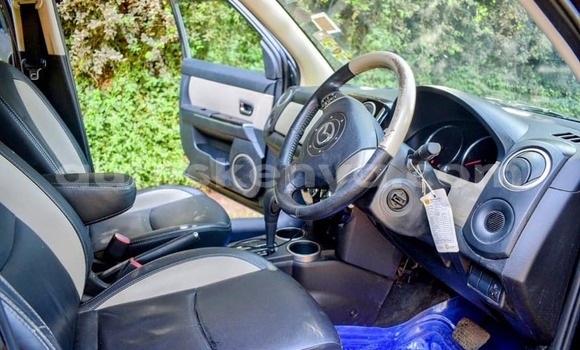 Nunua Ilio tumika Mazda Verisa Nyingine Gari ndani ya Nairobi nchini Nairobi Nunua Ilio tumika Mazda Verisa Nyingine Gari ndani ya Nairobi nchini Nairobi