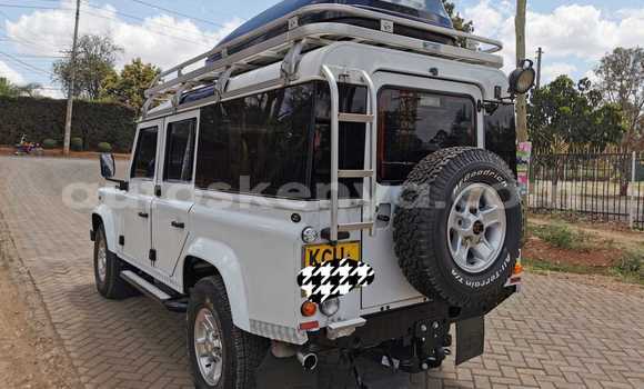 Oofamaa Land Rover Defender White Makiinaa iti Nairobi keessatti Nairobi keessatti Oofamaa Land Rover Defender White Makiinaa iti Nairobi keessatti Nairobi keessatti