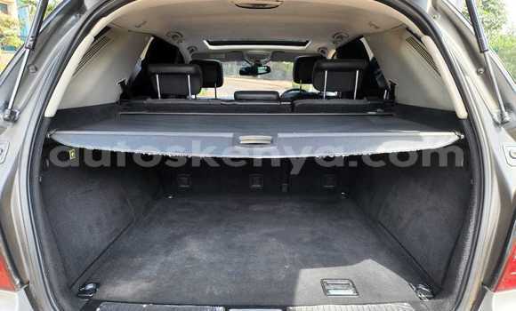 Oofamaa Mercedes‒Benz ML–Class Silver Makiinaa iti Nairobi keessatti Nairobi keessatti Oofamaa Mercedes‒Benz ML–Class Silver Makiinaa iti Nairobi keessatti Nairobi keessatti