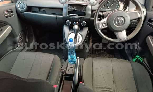 Oofamaa Mazda Demio White Makiinaa iti Nairobi keessatti Nairobi keessatti Oofamaa Mazda Demio White Makiinaa iti Nairobi keessatti Nairobi keessatti