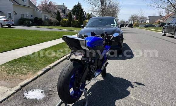 Buy Import Yamaha YZF Blue Bike in Nairobi in Nairobi Buy Import Yamaha YZF Blue Bike in Nairobi in Nairobi