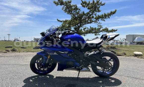 Buy Import Yamaha YZF Blue Bike in Nairobi in Nairobi Buy Import Yamaha YZF Blue Bike in Nairobi in Nairobi