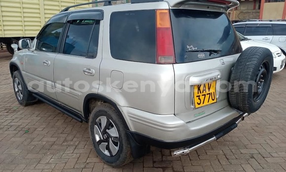 Oofamaa Honda CR–V Silver Makiinaa iti Kiambu keessatti Central Kenya keessatti
